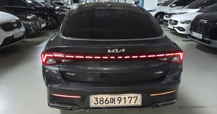 Kia K5 