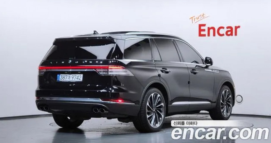 Lincoln Aviator 
