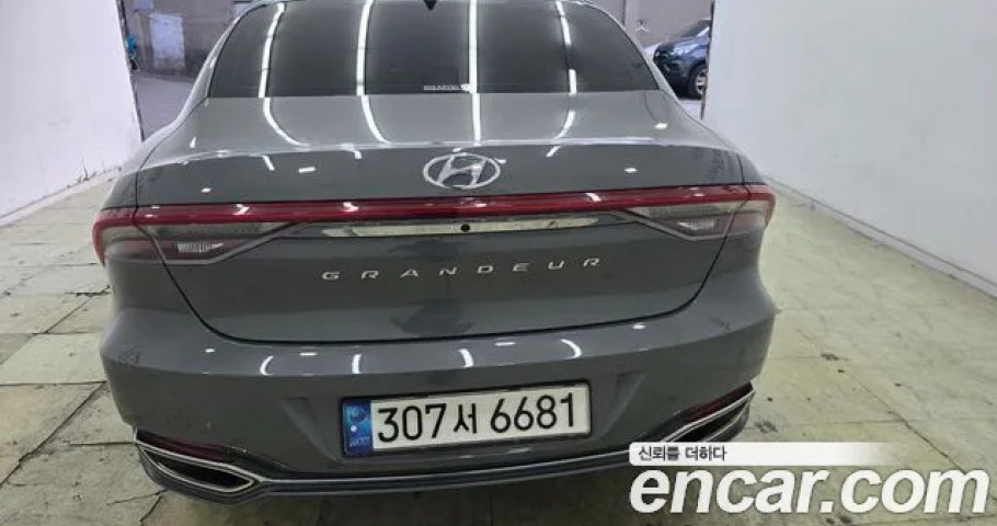 Hyundai Grandeur 