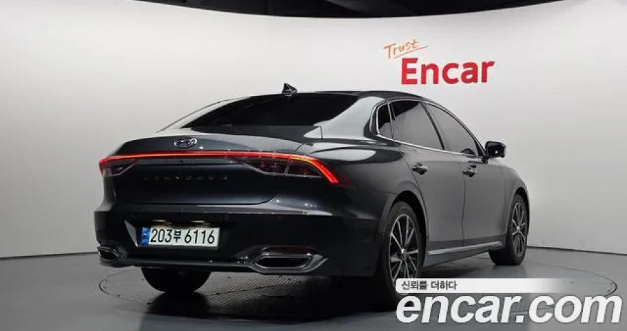 Hyundai Grandeur 