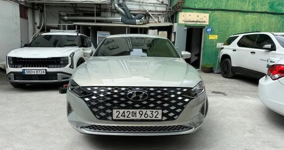 Hyundai Grandeur 