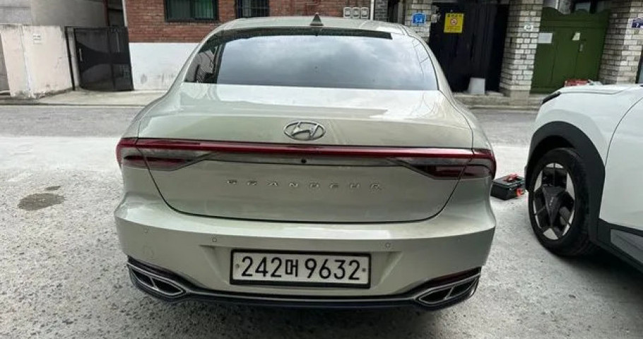 Hyundai Grandeur 