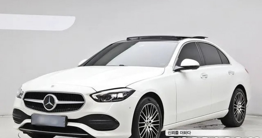 Mercedes-Benz C-Class 