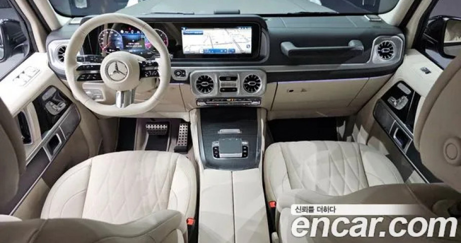 Mercedes-Benz G-Class 