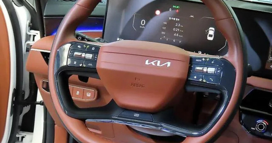 Kia K8 