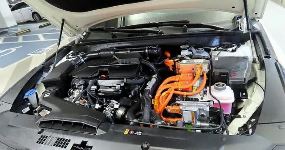 Kia K8 