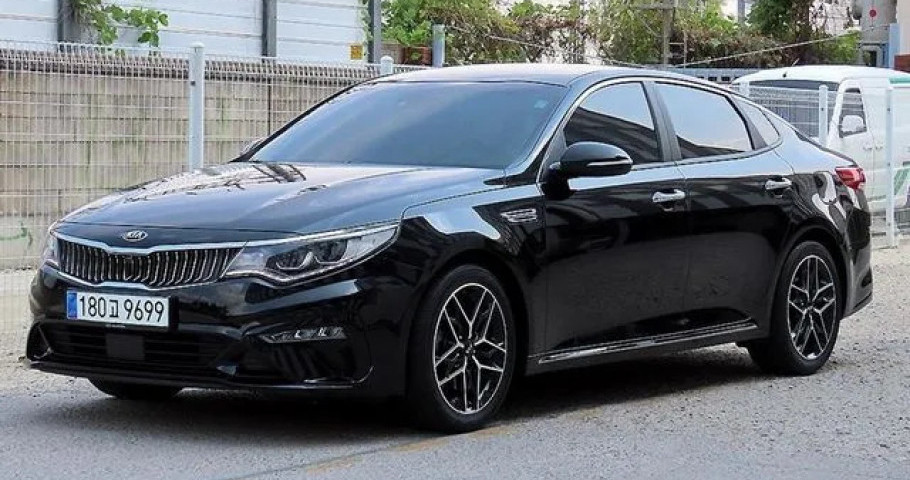 Kia K5 