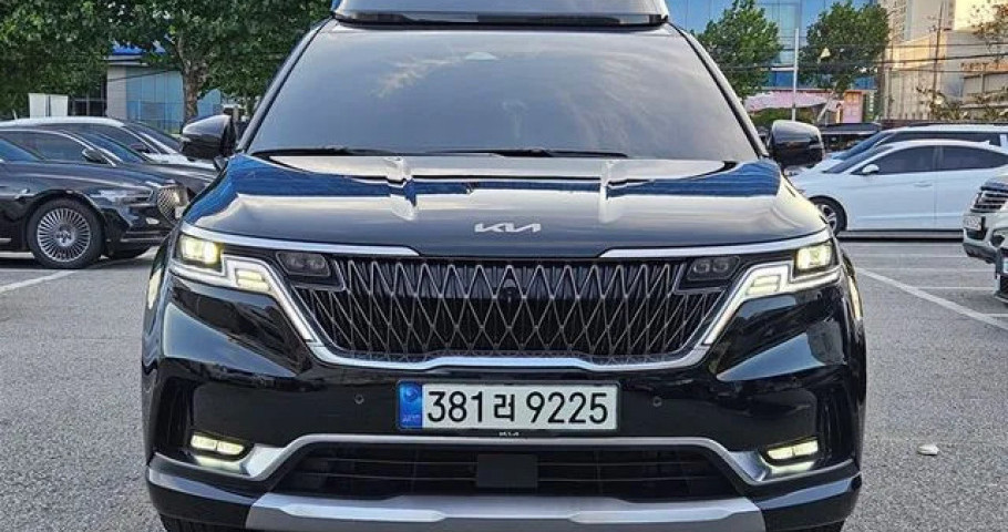 Kia Carnival 