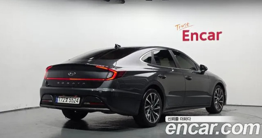Hyundai Sonata 