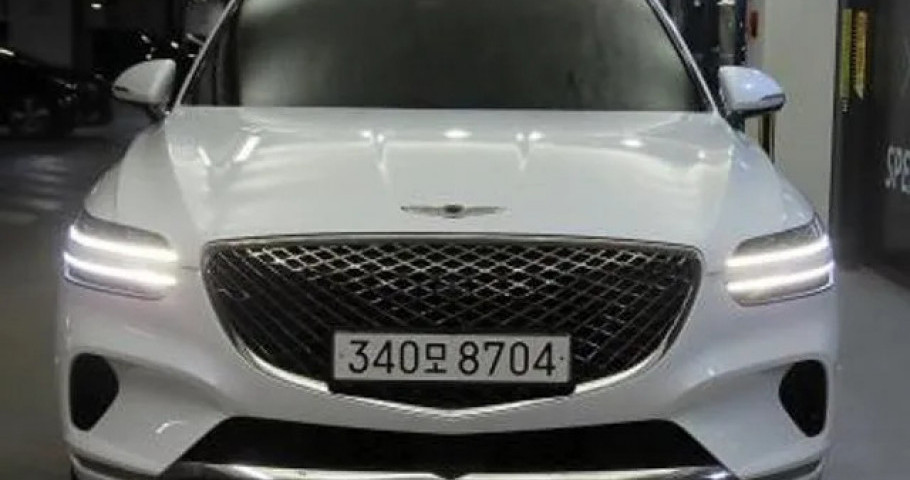 Genesis Gv70 