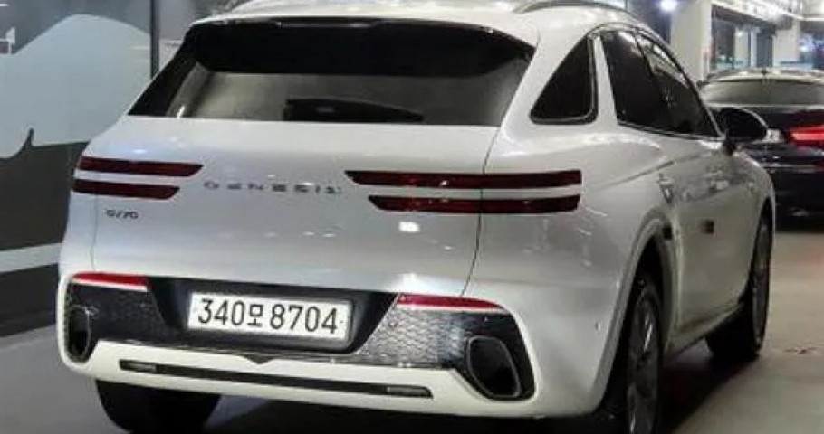 Genesis Gv70 