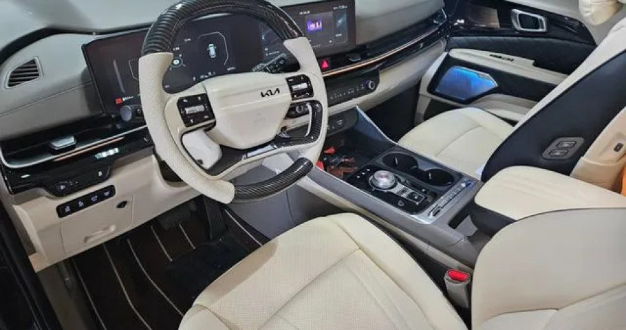 Kia Carnival 