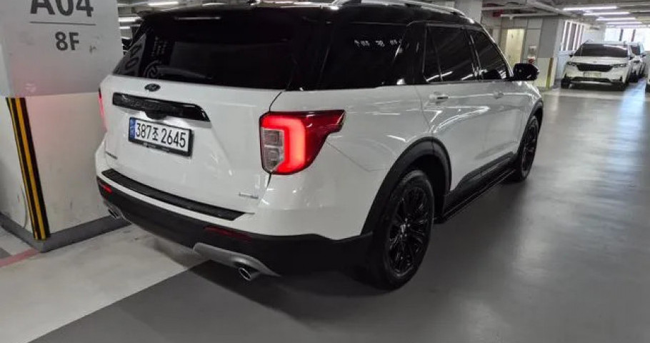 Ford Explorer 