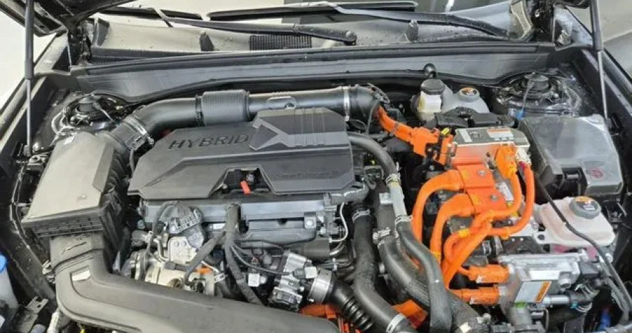 Kia K8 