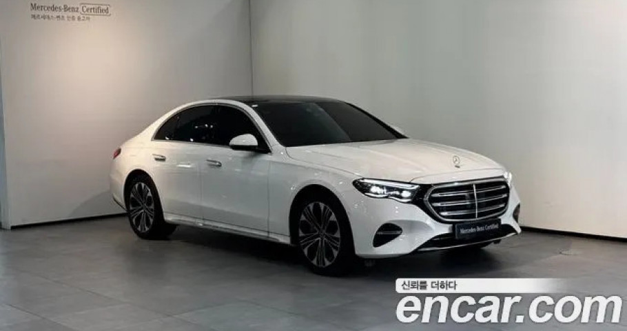 Mercedes-Benz E-Class 