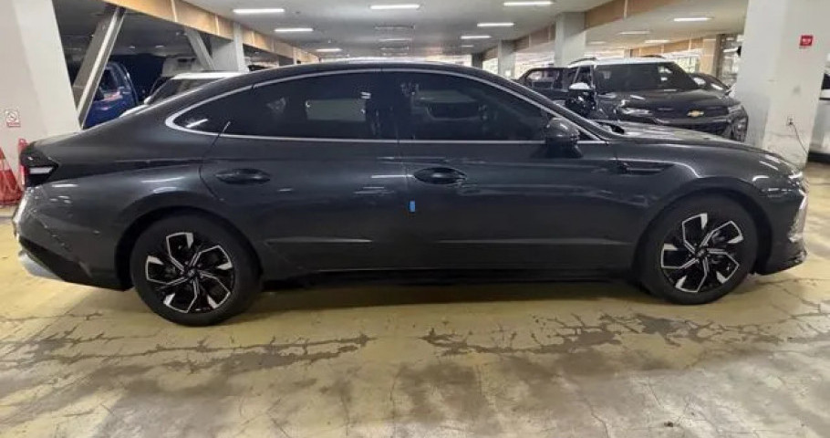 Hyundai Sonata 