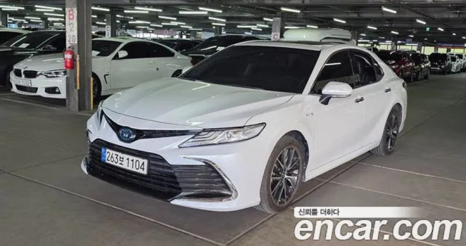 Toyota Camry 