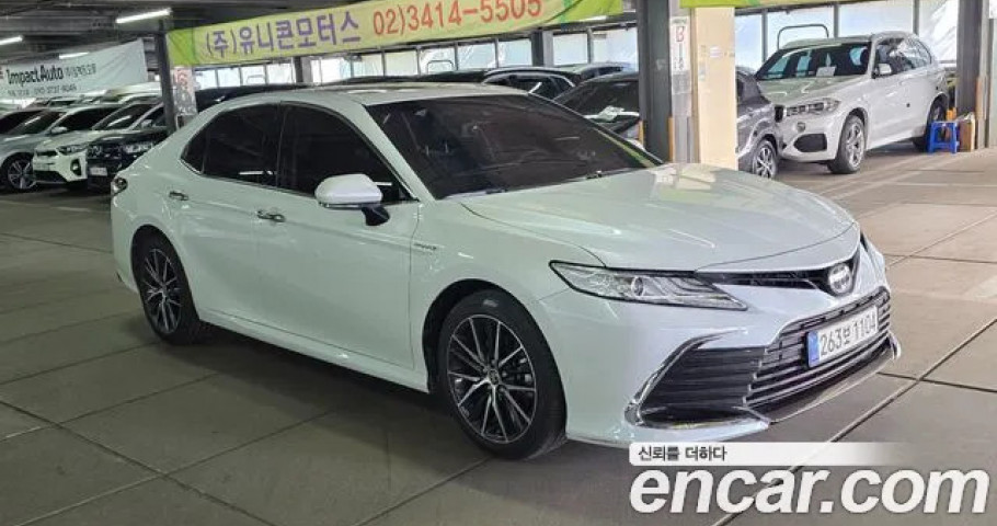 Toyota Camry 