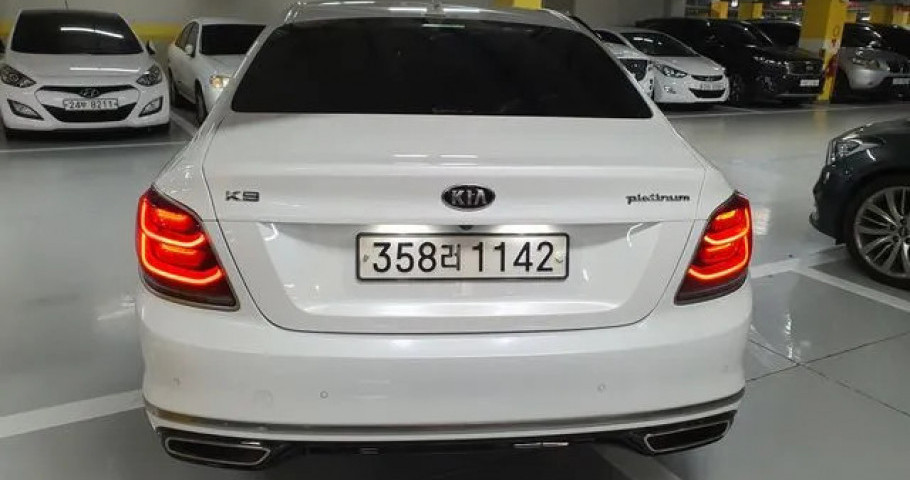 Kia K9 