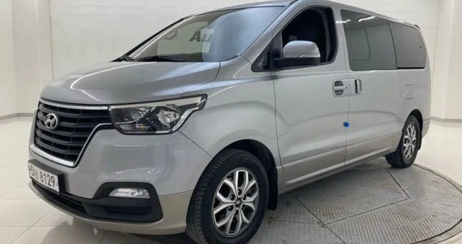 Hyundai Starex 