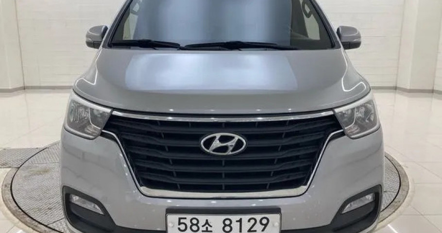Hyundai Starex 