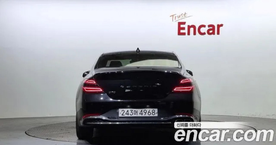 Genesis G70 