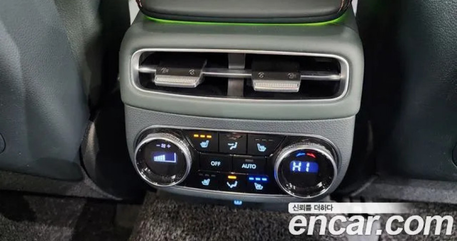 Genesis Gv70 