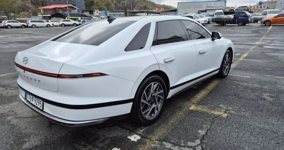 Hyundai Grandeur 
