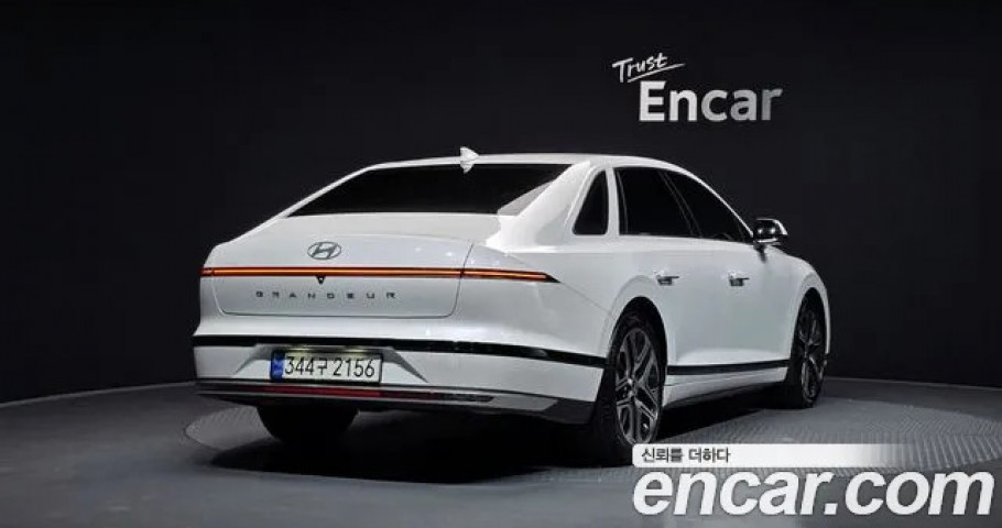 Hyundai Grandeur 