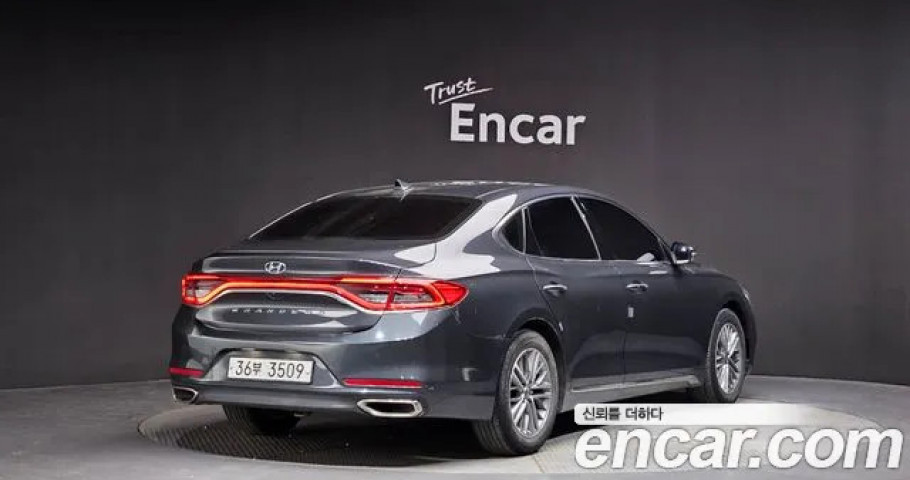 Hyundai Grandeur 