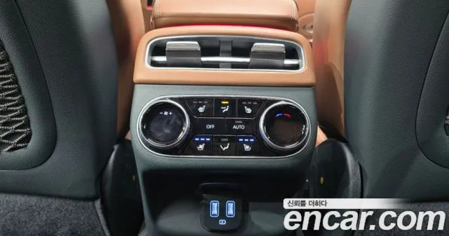 Genesis Gv70 