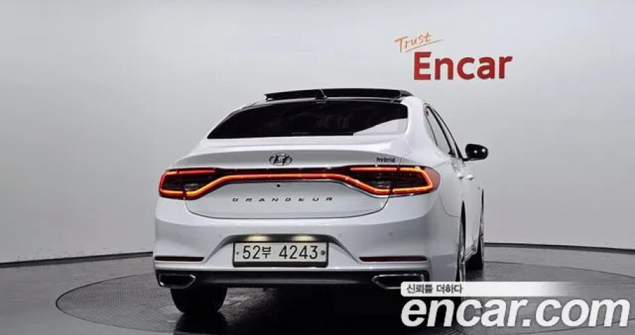 Hyundai Grandeur 