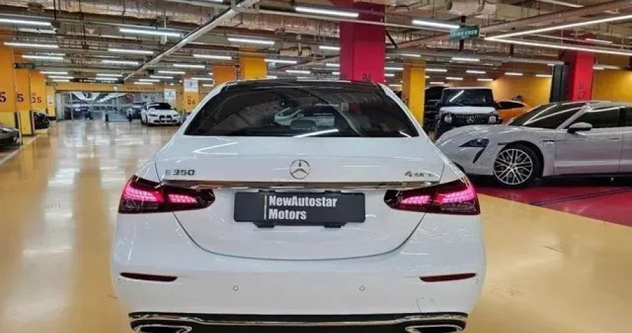 Mercedes-Benz E-Class 