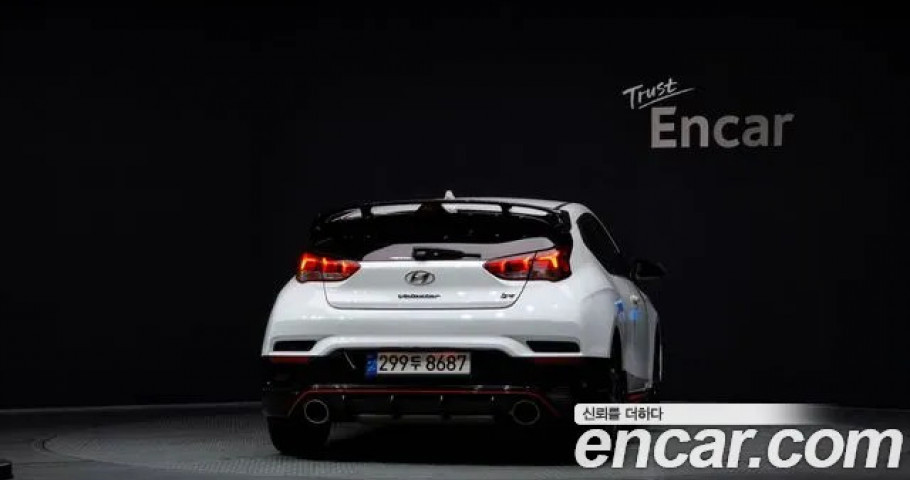 Hyundai Veloster 