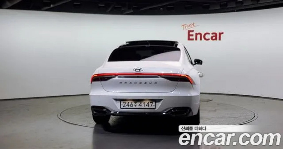 Hyundai Grandeur 