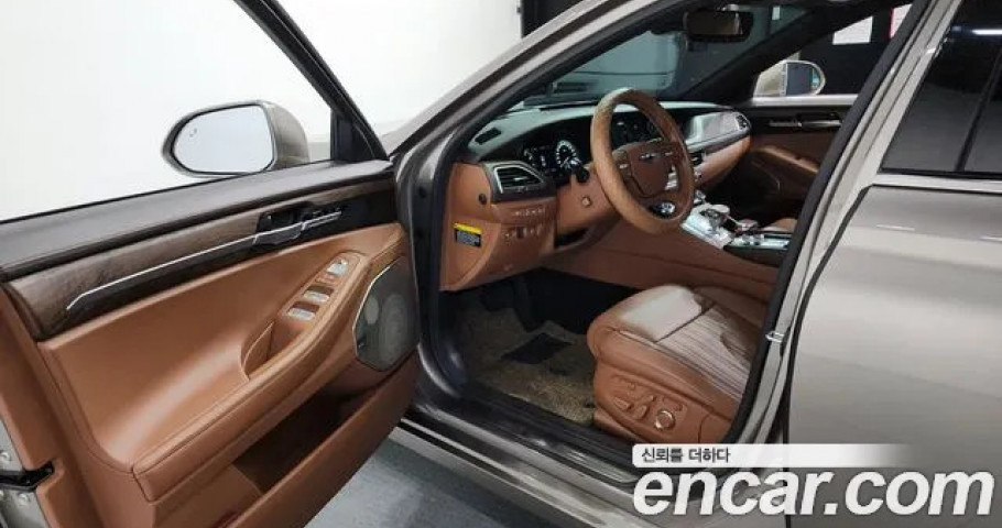 Genesis G90 