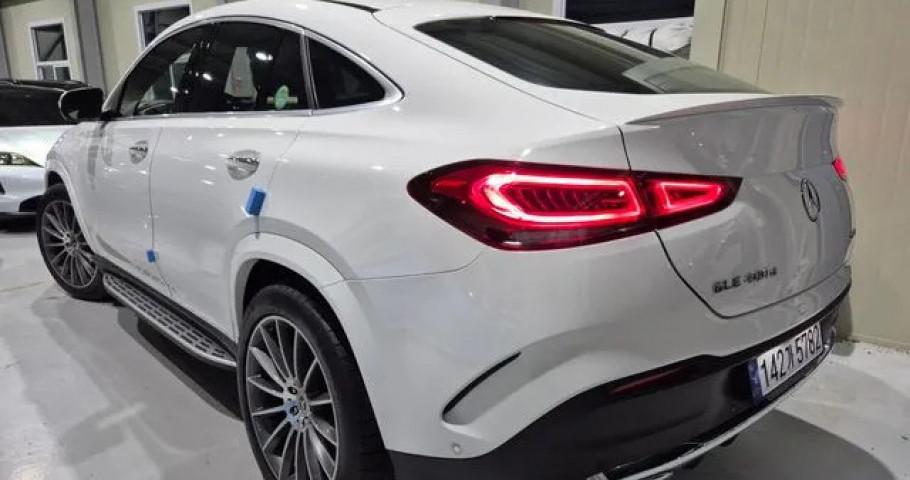 Mercedes-Benz GLE-Class 