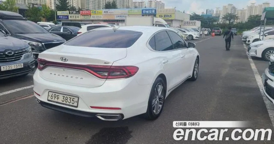 Hyundai Grandeur 