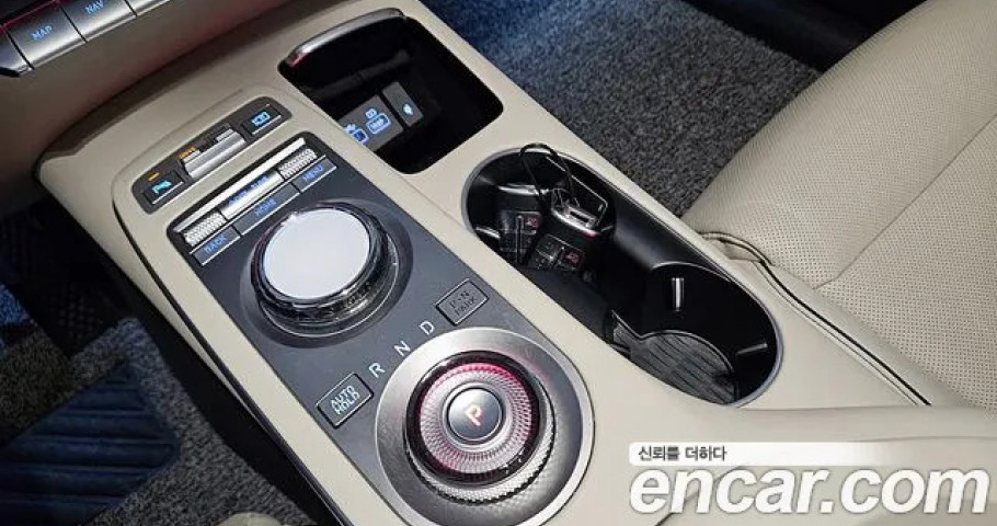 Genesis Gv70 