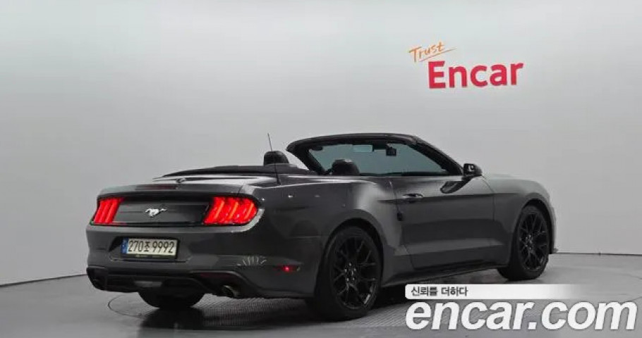 Ford Mustang 