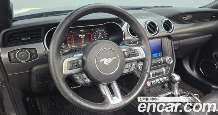 Ford Mustang 