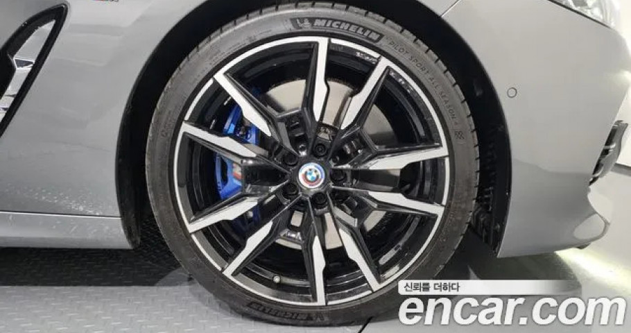 Bmw 8-Series 