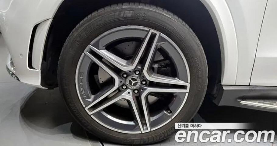 Mercedes-Benz Gls-Class 