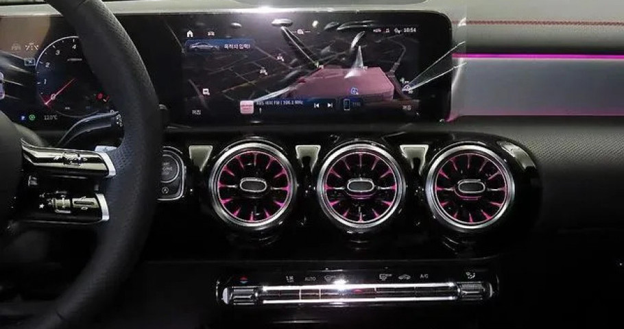 Mercedes-Benz Cla-Class 
