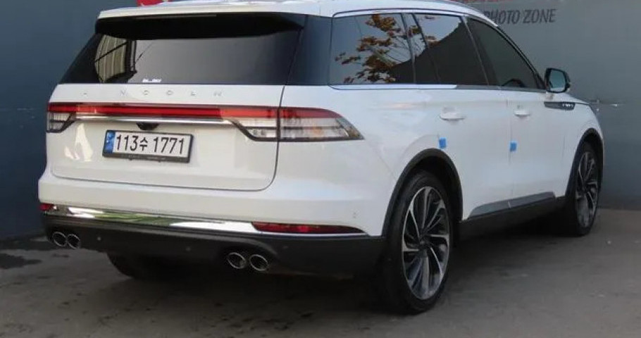 Lincoln Aviator 
