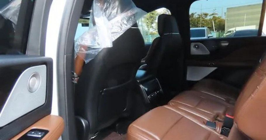 Lincoln Aviator 