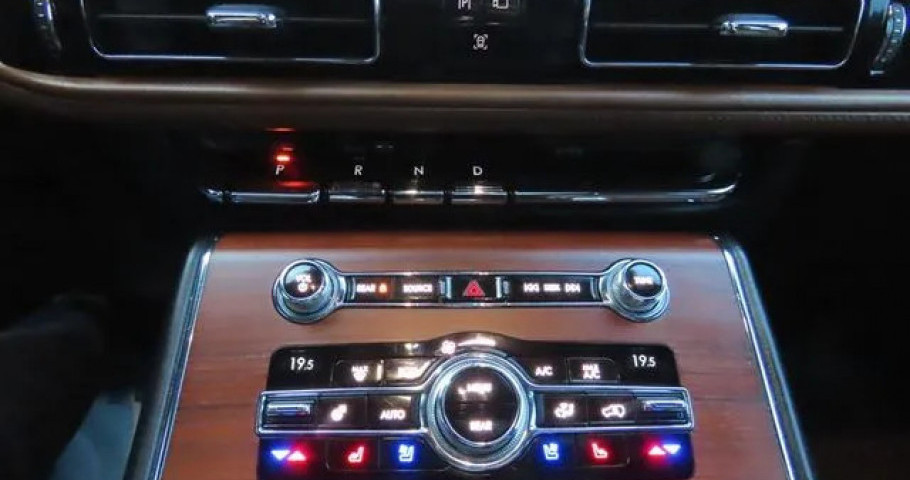 Lincoln Aviator 