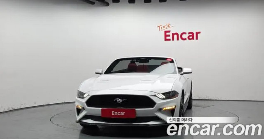 Ford Mustang 