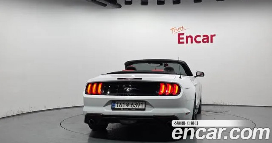 Ford Mustang 