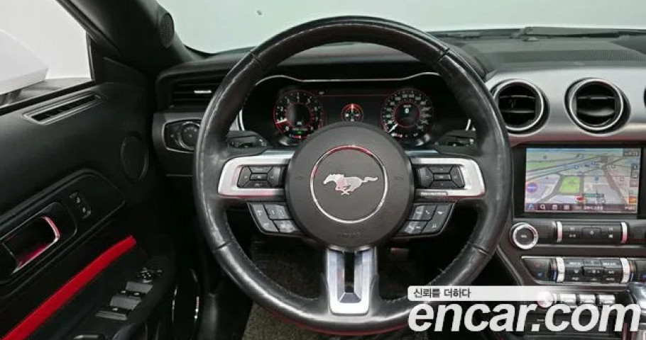 Ford Mustang 